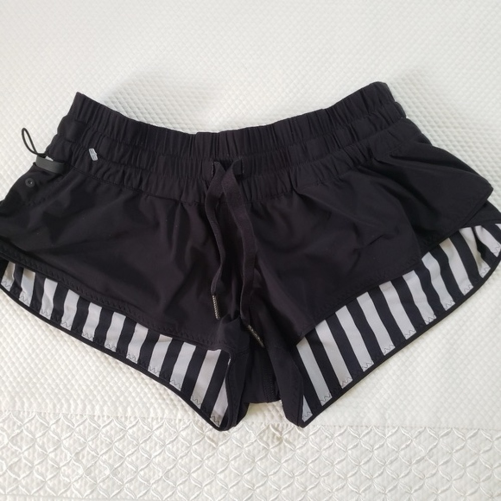 Lululemon Reversible Shanti Surf Short Sz 4 - Picture 3 of 8